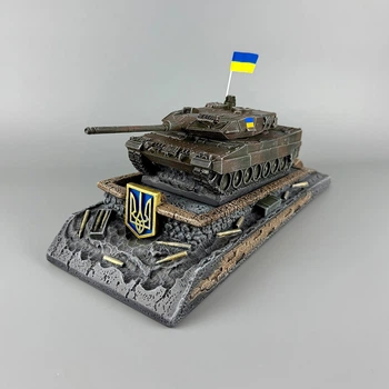Декоративная статуэтка с гербом Украины "Leopard 2A6 №2" из гипса ручная работа | Декор для рабочего кабинета PA_1333