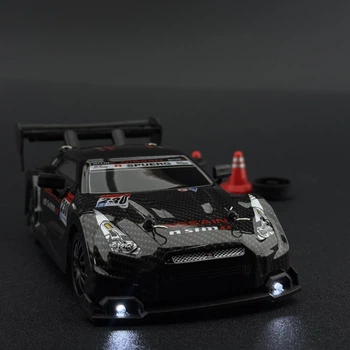 Игрушечная машинка Nissan GT-R для дрифта на радиоуправлении красный 4WD L-8601