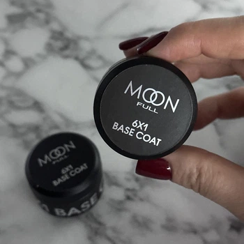 Moon Full Rubber Baza 6х1 - каучуковая прозрачная база для гель лака 15 мл