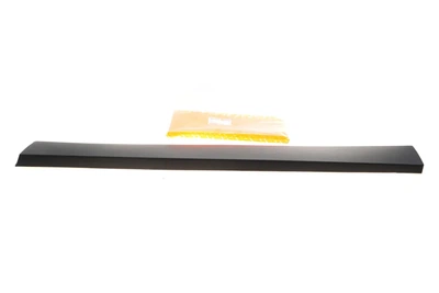Молдинг бічний AUTOTECHTEILE 505 0270 Opel Vivaro; Renault Trafic 93867928, 828208208R, 7685000Q2A