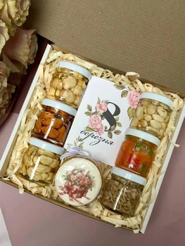Подарунковий набір Honey__vibe до 8 березня 6 баночок по 50г + печиво та листівка