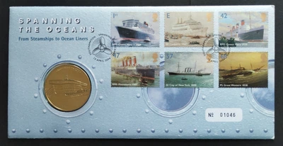 Памятная монета "Пересекая океаны – RMS Queen Mary 2". 2004 год (50227)