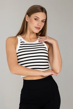 Жіночий безшовний кроп-топ у смужку Giulia Flex top "Strip" BX07 M Multicolor-white/black