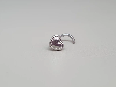Серебряная серьга-пирсинг в нос Сердечко. 8182436Р