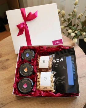 Набір з медовою пастою Peony Box №2 — подарунок жінці, мамі, коханій на День народження або інше свято. ТМ Honey Life
