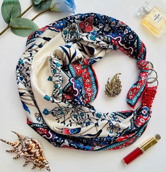 Шовкова хустка My Scarf "Королівський корал" 90 на 90 см прикрашений натуральним коралом