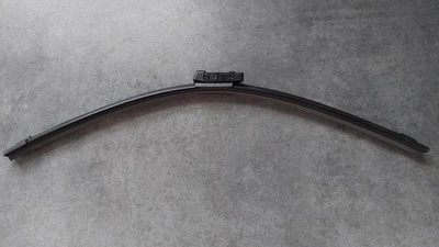 Щітка склоочисника права Tesla Model Y 1490250-00-A
