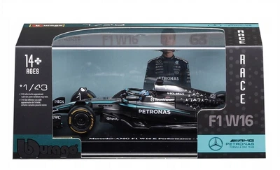 Металева модель автомобіля Bburago Formula Mercedes AMG G. Russell 1:43 38238_63 (4893993382385)