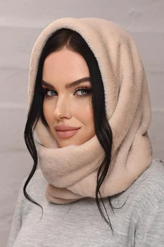 Бежевий бактус з альпаки 706-010