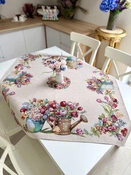 Скатертина гобеленова Романтика весни, Квадратна, 97x100