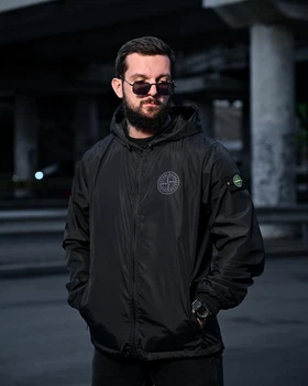 Мужская ветровка карман Stone Island черная весенняя, складывается в карман, водоотталкивающая, капюшон L