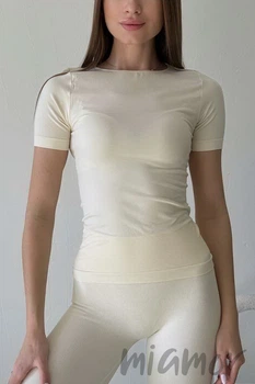 Футболка бесшовная с круглым вырезом InSecret T-Shirt Basic Arctic Wolf S/M Молочная