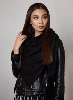 Косынка бактус шарф ангоровый Nelly Cascona one size Черный