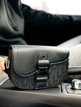 Сумка с надписью Christian Dior Saddle Belt Bag черная
