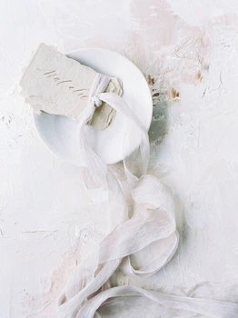 Жатый шелк для свадебного декора VTILENE, Off-White, 1.5 см, 3 м
