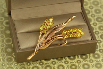 Брошь Xuping Jewelry Колосья пшеницы золотистая