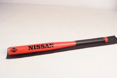 Бейсбольная бита Nissan
