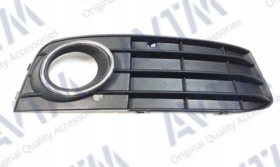 Решітка в бампер AVTM Audi A4 08-12 B8 права з отв. ПТФ+хром Ауди А4 АМ0038394