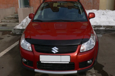 Дефлектор капота мухобойка Suzuki SX4 HB 06- HIC черная Сузуки СХ4 АМ0006999