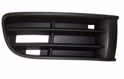 Решітка в бампер AVTM Volkswagen Polo 02-05 4 HB права без отв. ПТФ Фольксваген Поло АМ0039158