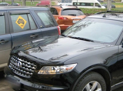 Дефлектор капота мухобойка Infiniti FX 35 45 03-08 HIC черная Инфинити ФХ АМ0006928