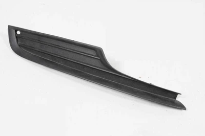 Решітка в бампер AVTM Volkswagen Golf 13- 7 права Фольксваген Гольф АМ0039090