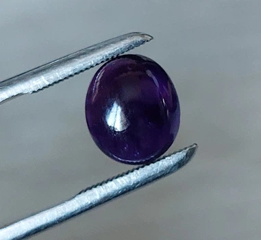 Аметист кабошон 6 - 6.5 Ct 13.5 х 10.5 мм (130381)