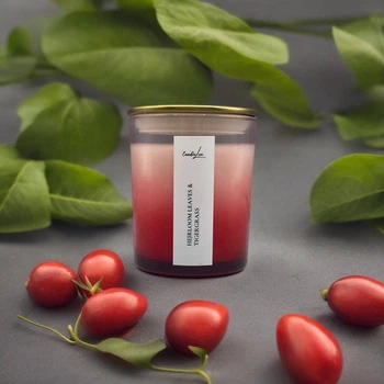 Класична свічка Candlelux з ароматом Heirloom leaves - Tigergrass (листя помідора)150г.