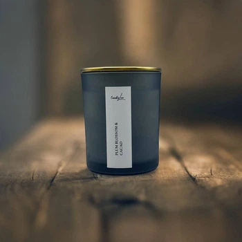 Класична свічка Candlelux з ароматом Plum blossom & Cacao (Какао - Цвіт сливи )150г.