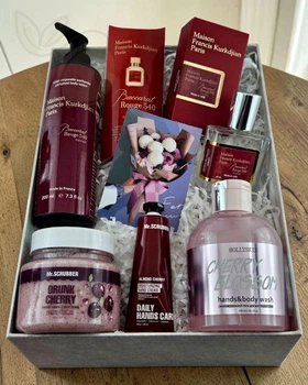 Подарочный набор косметики No Brand в стиле Maison Francis Kurkdjian Baccarat Rouge 540 Extrait De Parfum 6 в 1 ver.07