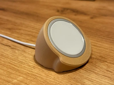 Підставка-тримач для бездротового зарядного пристрою apple magsafe. Aivory