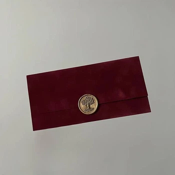 Конверт під гроші оксамитовий без підкладки розмір 16,6 х 8 з печаткою червоного кольору