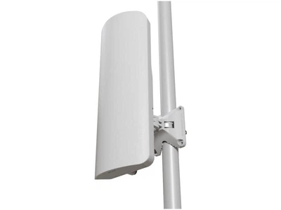 Точка доступу MikroTik mANTBox ax 15s (L22UGS-5HaxD2HaxD-15S)