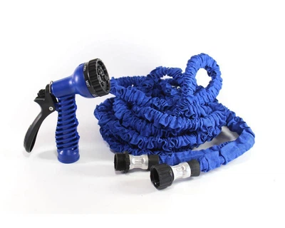 Шланг садовий Magic Hose 15 метрів для поливу з розпилювачем автоматичний розтяжний та компактний для ефективного догляду за присадибною ділянкою та миття автомобіля з функцією захисту від заломів та перекручувань під час використання під тиском