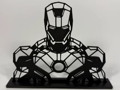 Статуетка бюст Залізний чоловік у стилі wireframe. Aivory.
