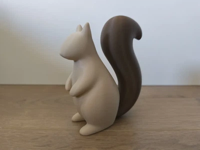 Статуетка білочка в скандинавському стилі для дому та офісу. Aivory