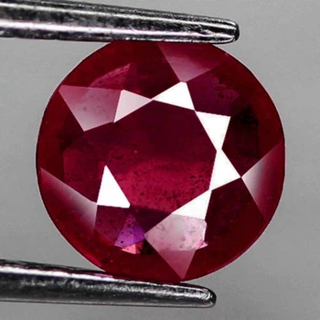 Рубин натуральный 1.25 Ct. 6.5 x 6.5 x 2.8 mm (4202)