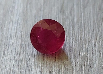 Рубин натуральный 1.55 Ct. 6.2 x 6.2 x 4.4 mm (4217)