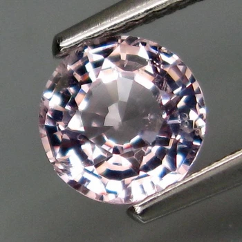 Шпинель 1.00Ct. 6.2 X 6.2 X 3.7 Mm (0517040)