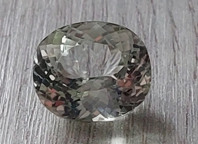 Нуристанит, Гидденит 9.69 Ct (02157278)