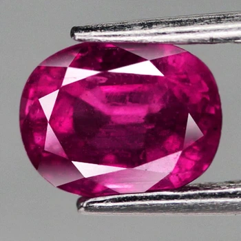 Рубин натуральный 1.58 Ct. 7 x 5.5 x 4.3 mm (4211)