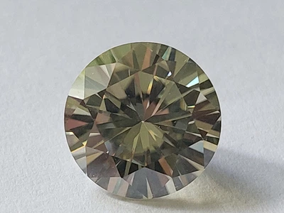 Муассанит 3.47 ct 10.35 mm Белый с желтизной (0958564)