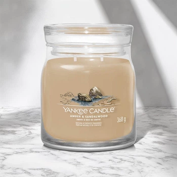 Ароматическая свеча Seaside Woods Medium Yankee Candle