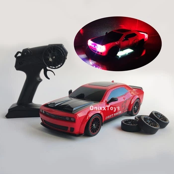 Машинка для дрифта на радиоуправлении Dodge Challenger Hellcat 4WD 1:14 с паром, неоновой подсветкой, сменными колесами, 27 см (Red)