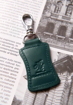 Стильный брелок из натуральной кожи и металлического карабина, зеленый(BB_30004416)