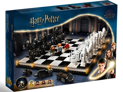 Конструктор Harry Potter Гоґвортс: магічні шахи на 876 деталей (H17008)