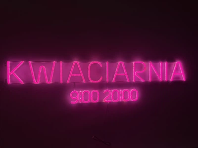 Неоновая вывеска Kwiaciarnia 1200x275 Розовый