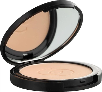 Компактна пудра з омолоджувальною сироваткою Oriflame Giordani Gold відтінок Medium (середній) 9,5 г