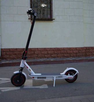 Электросамокат Kugoo M365 PRO White 500W 12.4Ah (Модель 2025) — Белый | До 30 км хода, скорость 30 км/ч, приложение iOS/Android, складной