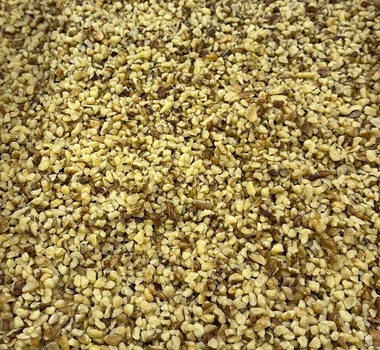 Крошка ореха свежая 99,9%. Купить орех оптом для масла и кондитерки
